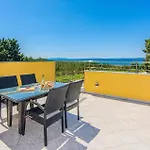 Amazing In With Wifi Appartamento