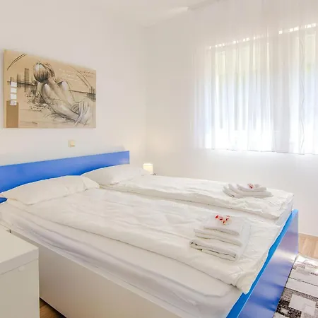 Stunning In With Wifi Apartament *