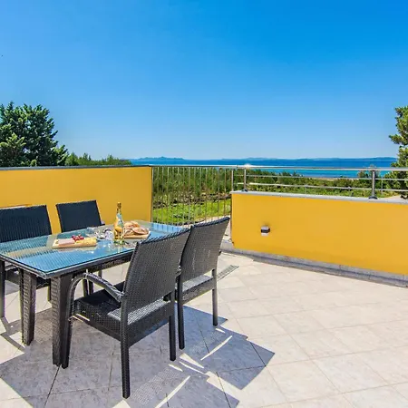 Stunning In With Wifi Apartament